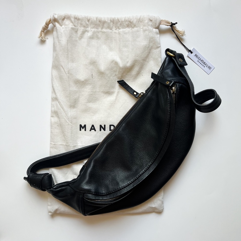 NWT✨ Mandrn Atlas Bag in Black